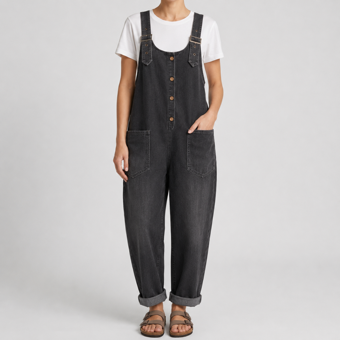 Combinaison femme oversize noir délavé, bretelles larges et poches plaquées