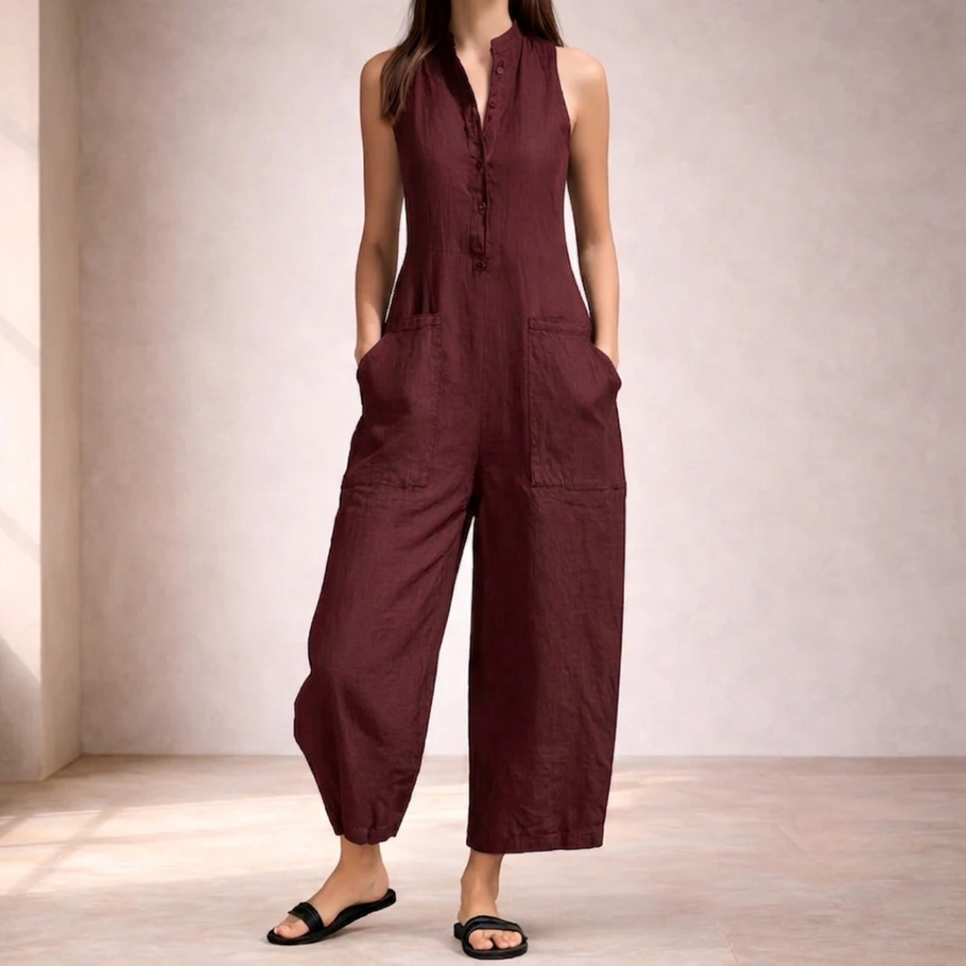 Combinaison femme jambes larges coloris bordeaux, coupe ample sans manches