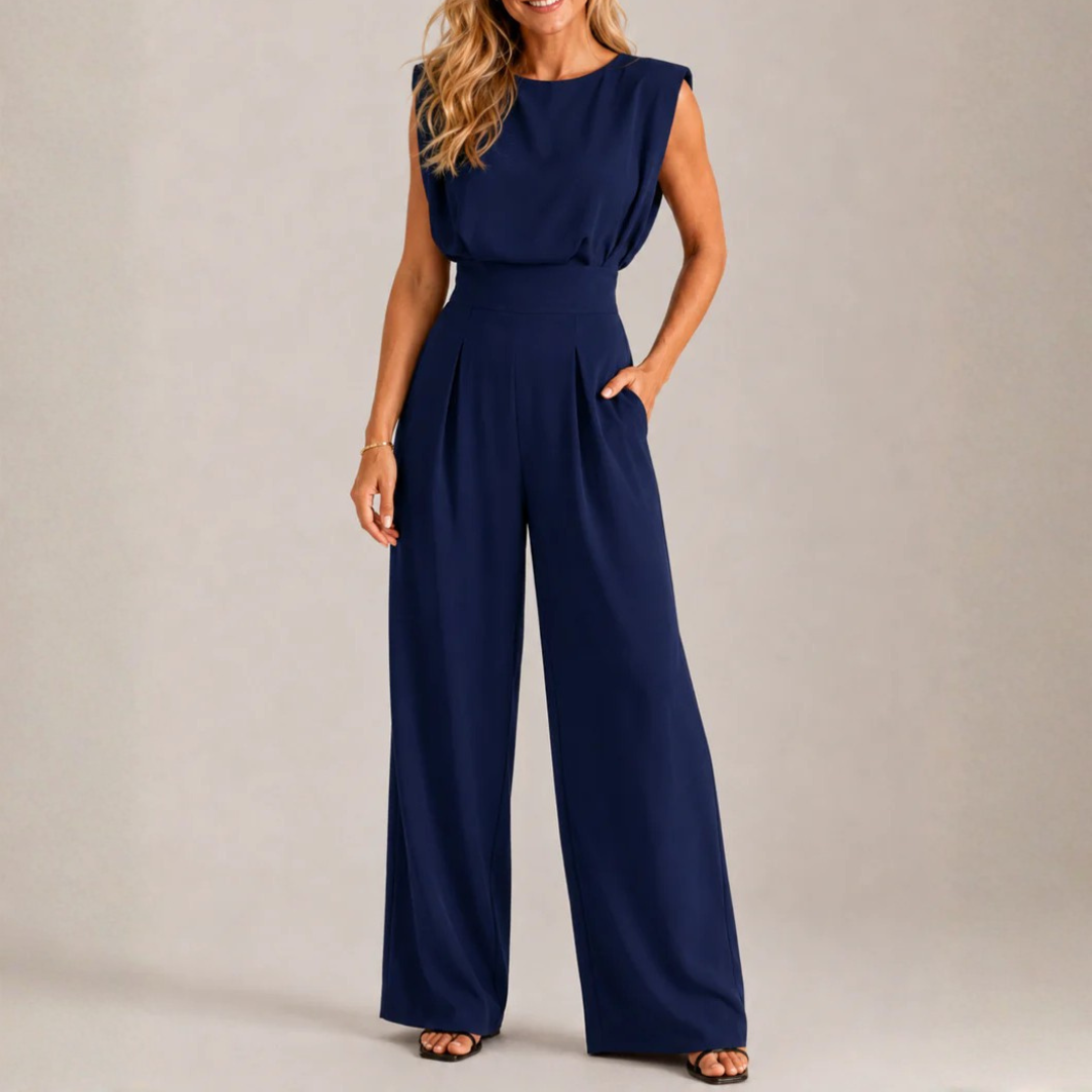 Combinaison Skye bleu marine jambe large sans manches, vue de face
