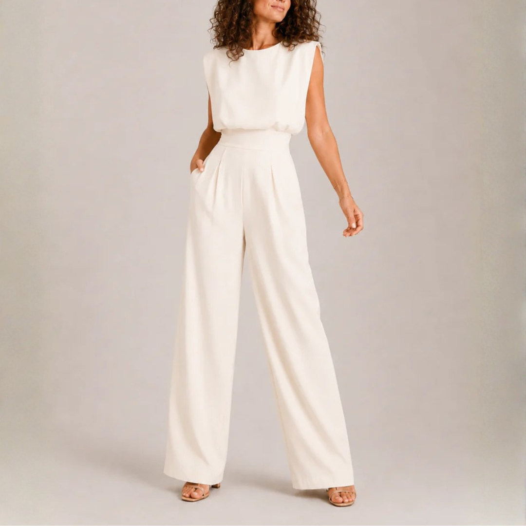 Combinaison femme sans manches coloris crème, coupe large vue de face