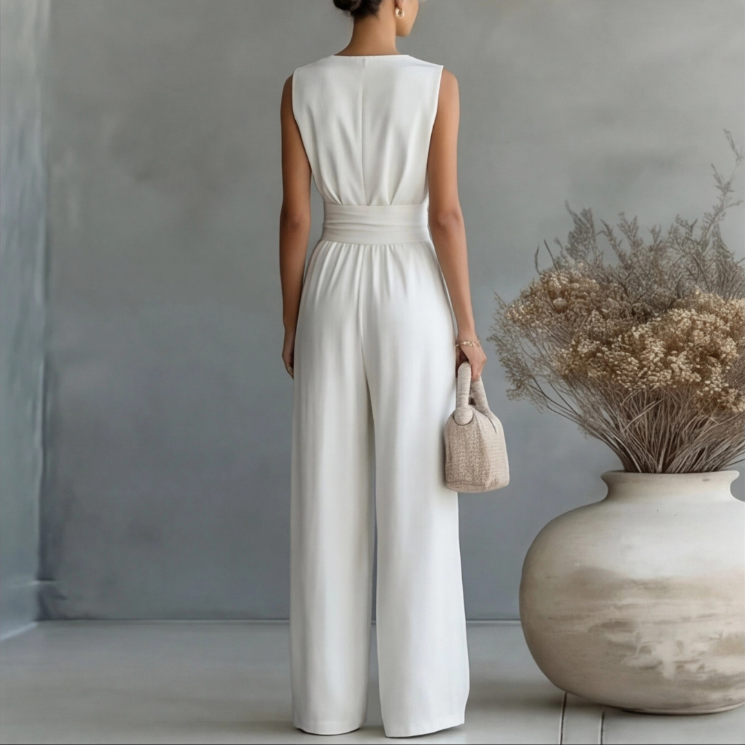 Combinaison femme élégante col V sans manches blanc coupe longue