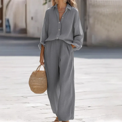 Ensemble deux pièces femme coloris gris, silhouette décontractée et élégante