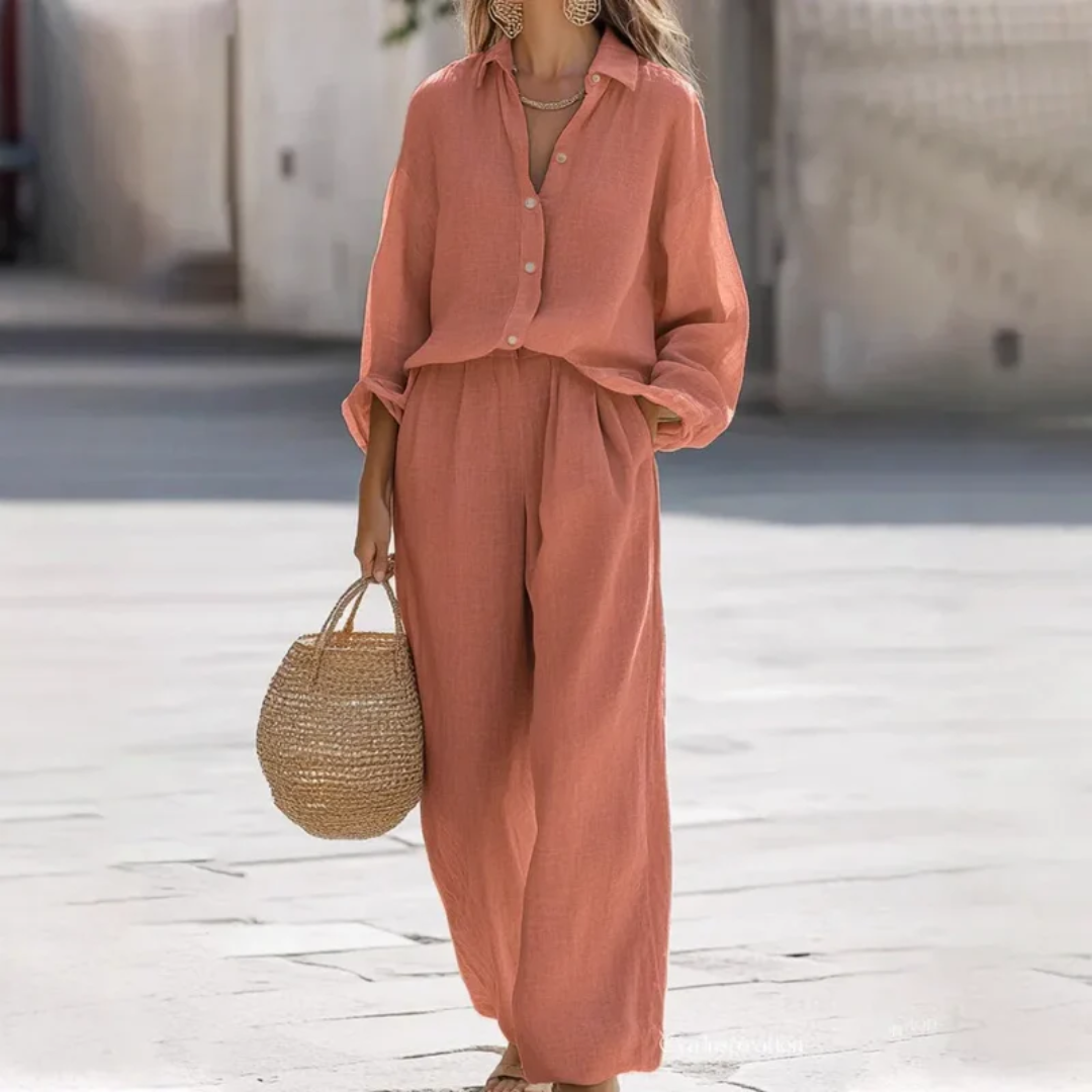 Ensemble deux pièces femme coloris orange, chemise boutonnée et pantalon large, vue de face