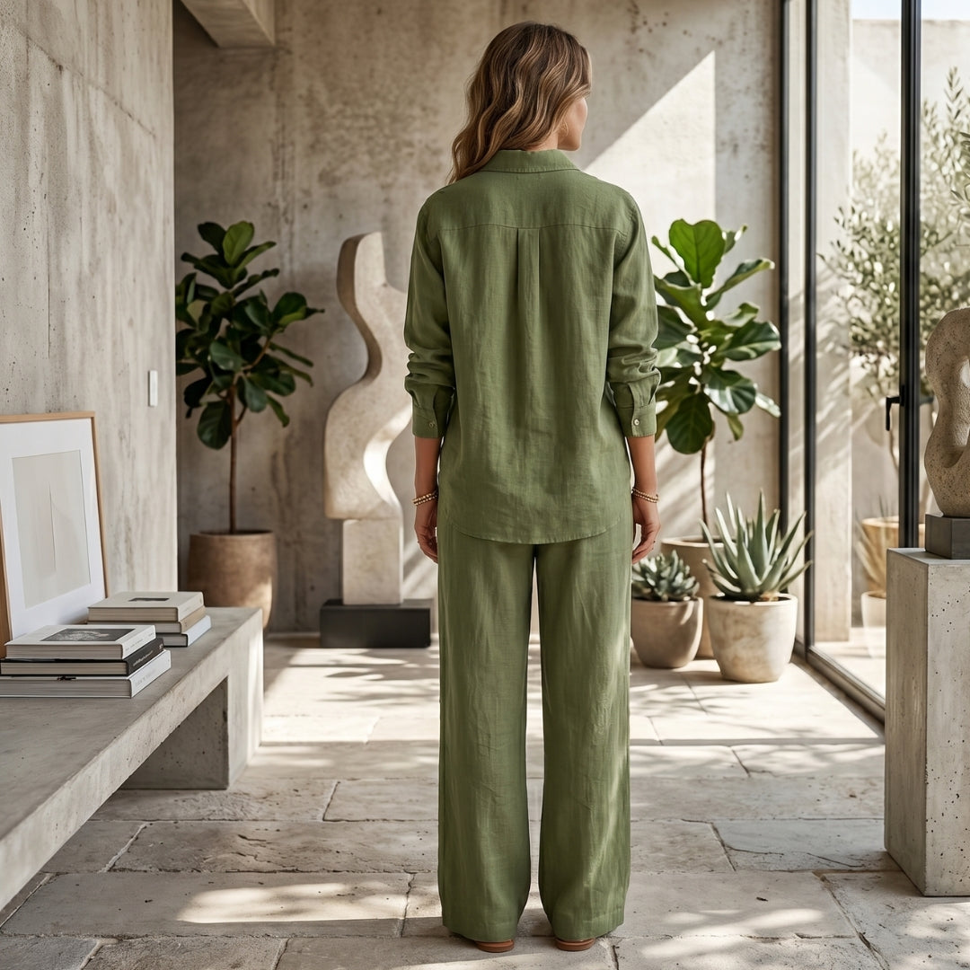 Ensemble coordonné femme vert coupe loose chemise col classique et pantalon taille élastique