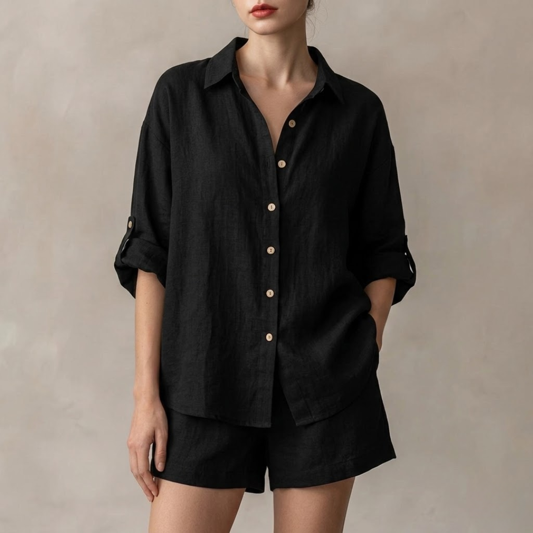 Ensemble femme chemise et short noir, vue de face