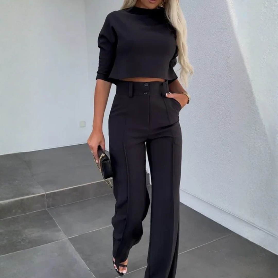 Ensemble deux pièces femme noir, look épuré haut crop et pantalon large