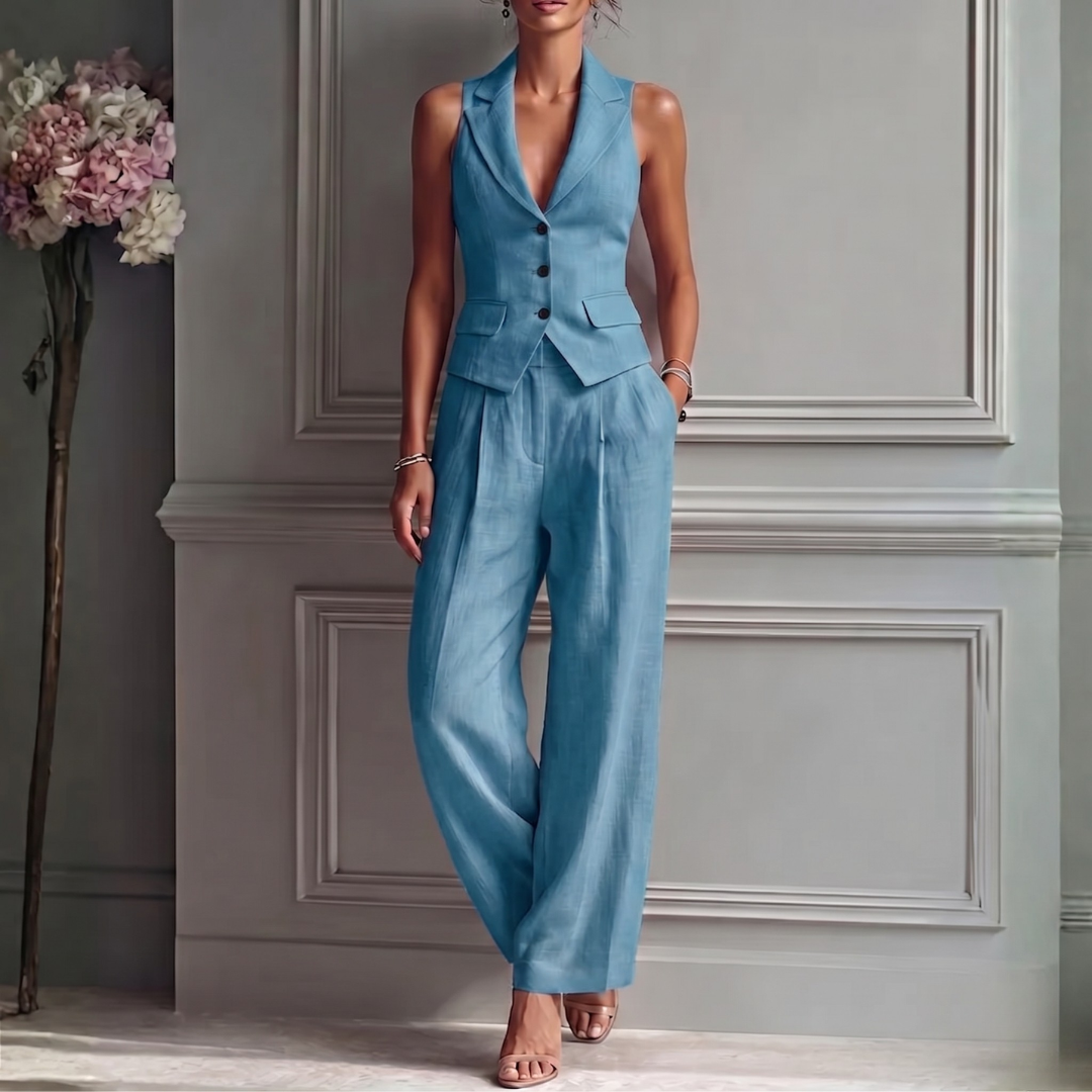 Ensemble deux pièces femme bleu gilet col V et pantalon large, vue de face