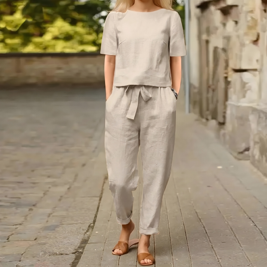 Ensemble deux pièces femme khaki, haut col rond manches courtes avec pantalon fluide ceinturé