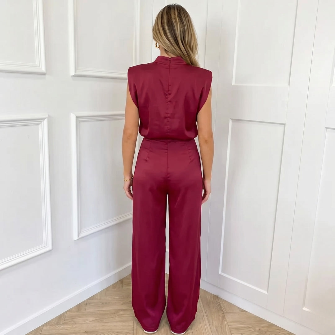 Ensemble bordeaux femme, vue de dos, pantalon large fluide