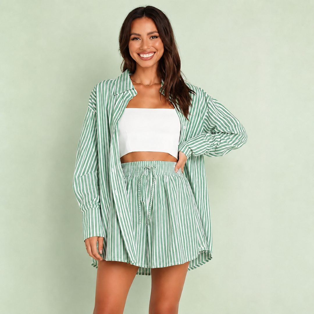 Ensemble femme short et chemise rayée oversize vert porté de face