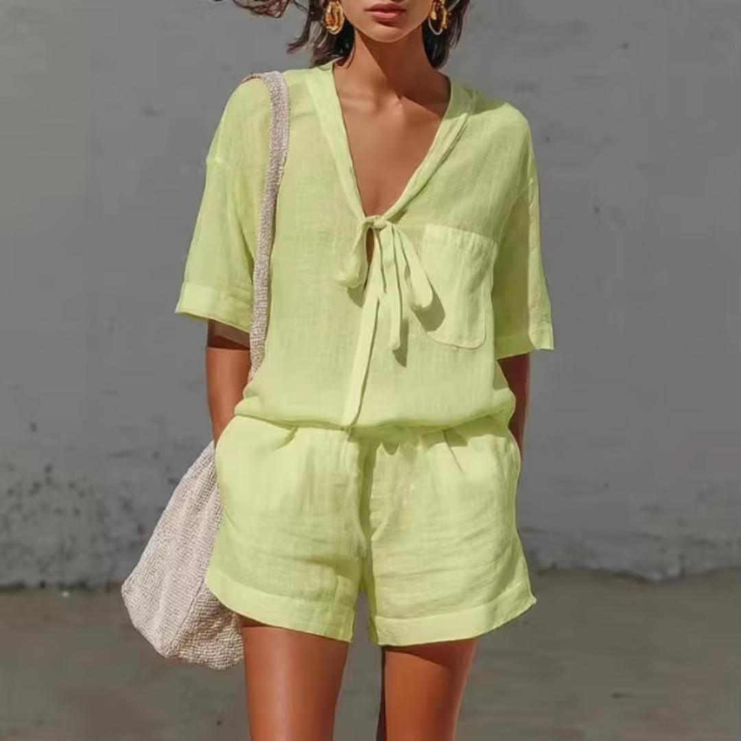 Ensemble deux pièces femme vert menthe, haut noué col V et short coordonné