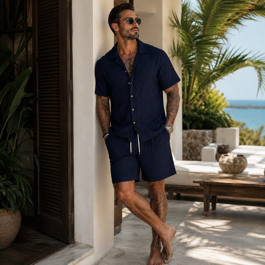 Ensemble homme bleu marine en maille texturée, short à taille élastiquée
