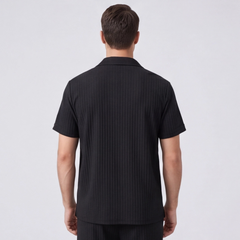 Chemise manches courtes homme noire boutonnée, vue de face