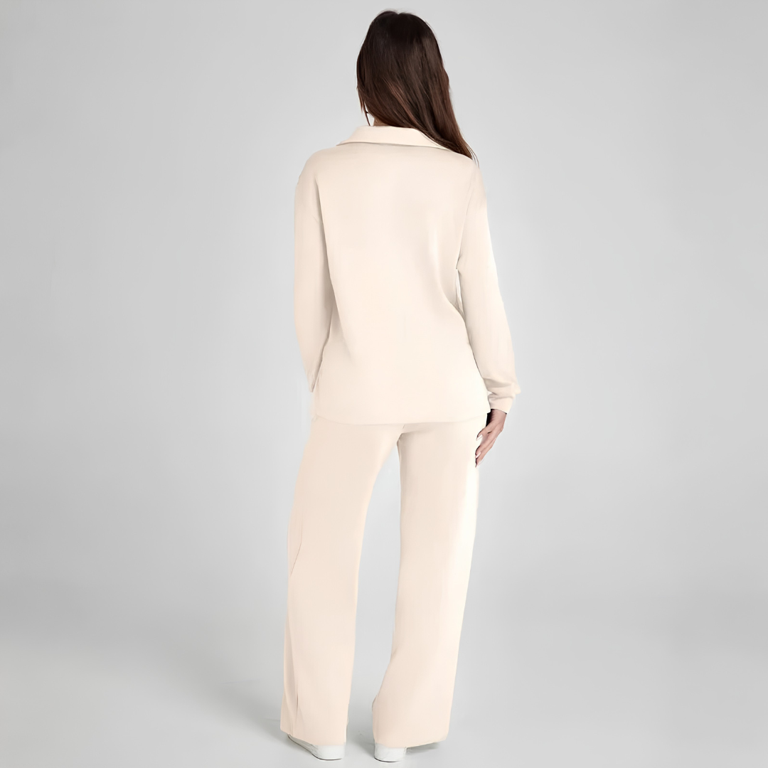 Ensemble Nova beige, silhouette entière vue de face
