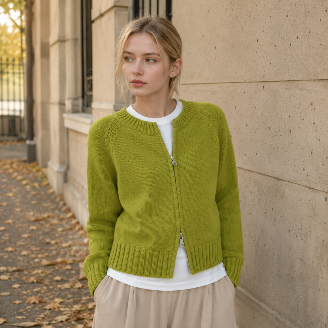 Gilet femme vert avec fermeture zippée à double curseur et bords côtelés