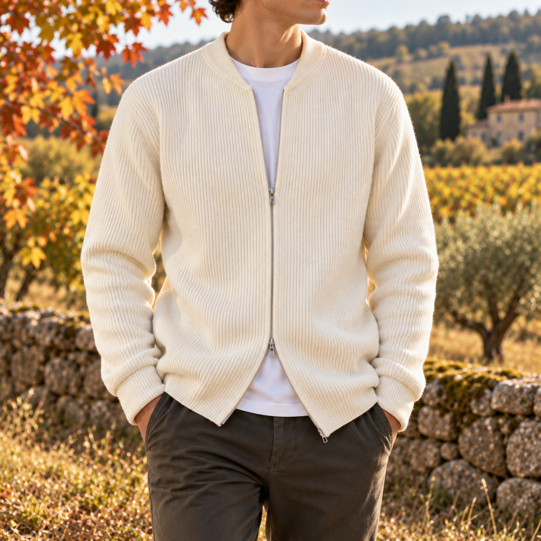 Gilet homme blanc en maille côtelée avec zip ouvert et col montant