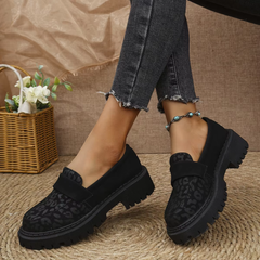 Mocassins femme noirs à imprimé léopard ton sur ton, semelle plateforme crantée