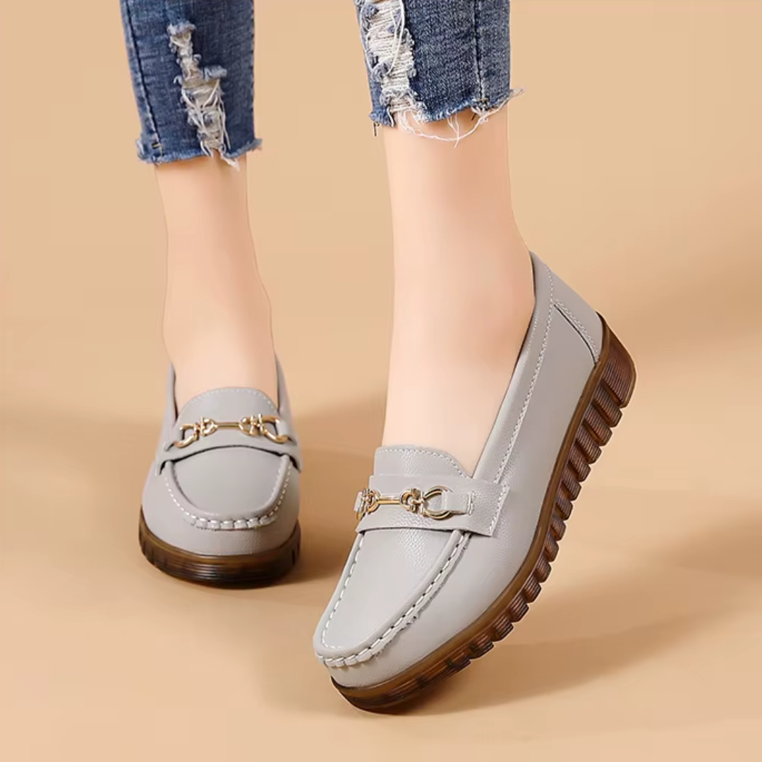 Mocassins gris détail semelle, vue du bas