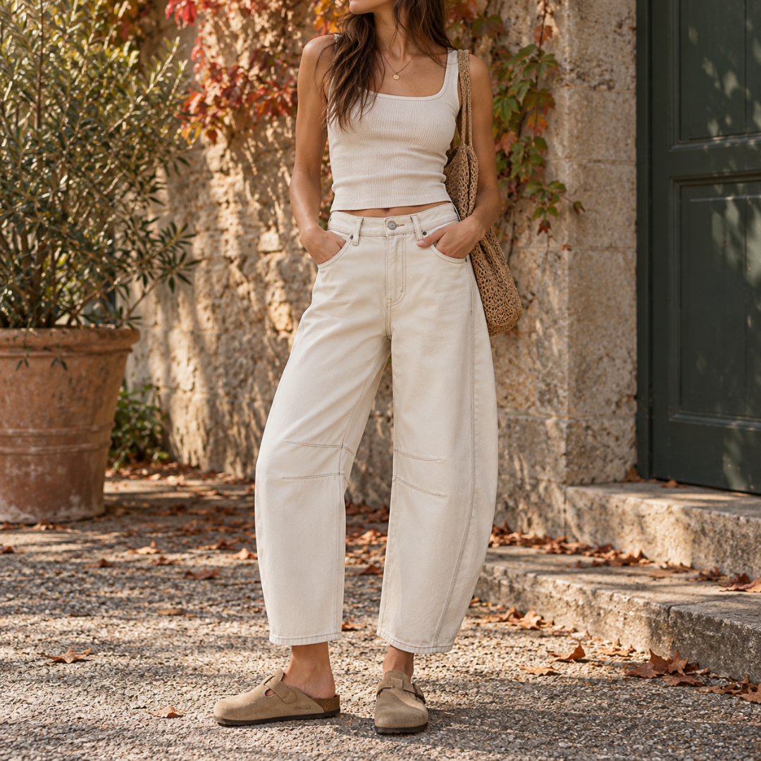 Pantalon femme barrel blanc à taille haute, coutures contrastantes et jambes arrondies