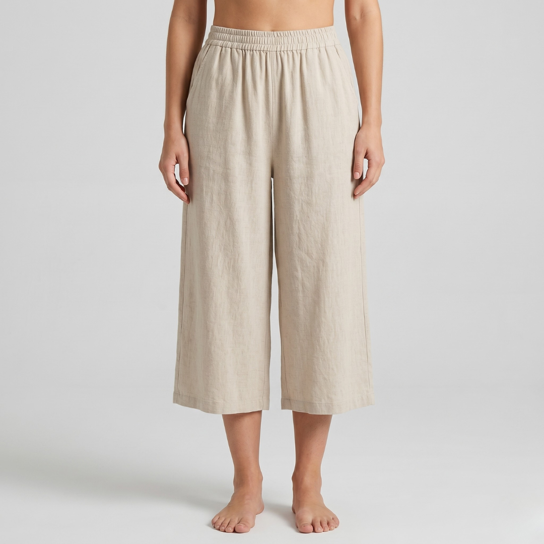 Pantalon culotte 3/4 beige pour femme coupe large vue de face