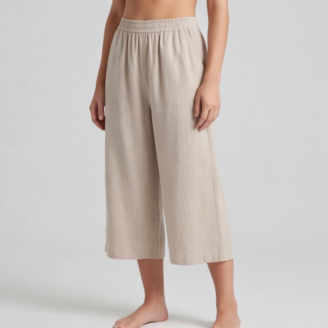 Pantalon culotte beige vue de dos sur mannequin