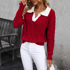 Pull femme rouge en maille torsadée, col chemise blanc contrastant et bas côtelé