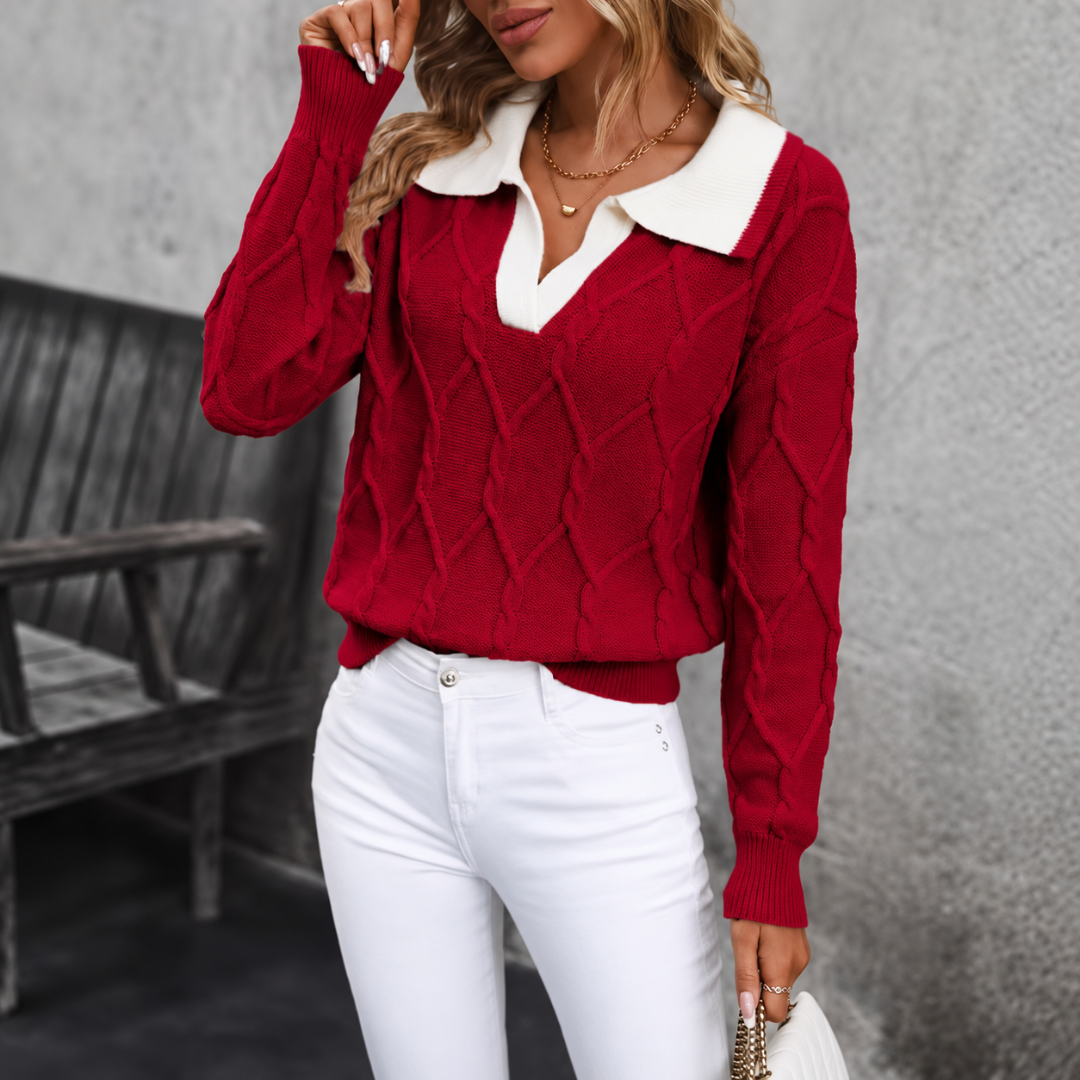 Pull femme rouge en maille torsadée, col chemise blanc contrastant et bas côtelé