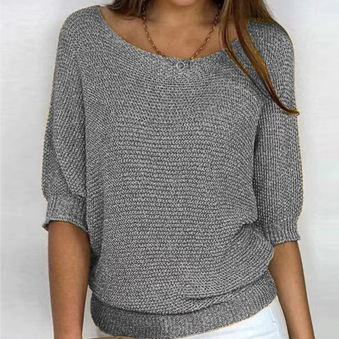 Pull femme gris en maille tricotée, col bateau et bande côtelée à la taille