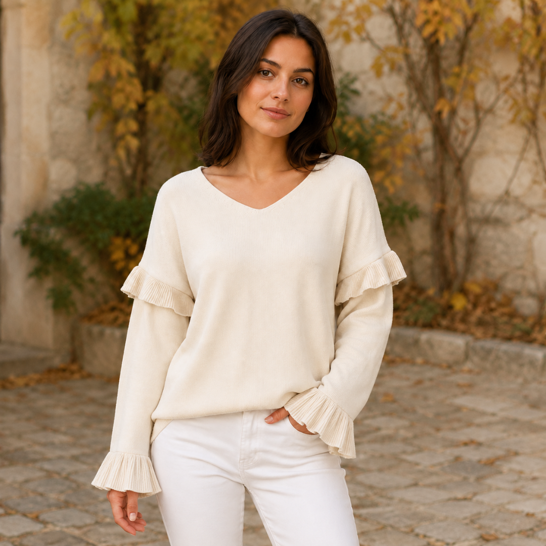 Pull abricot à col V avec volants plissés aux épaules et poignets évasés
