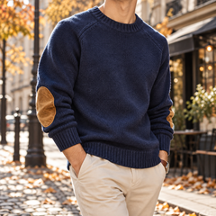 Pull homme bleu à manches raglan et coudières effet daim contrastées