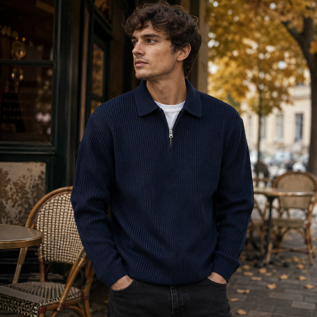 Pull homme bleu marine à demi-zip et col polo, maille côtelée verticale marquée