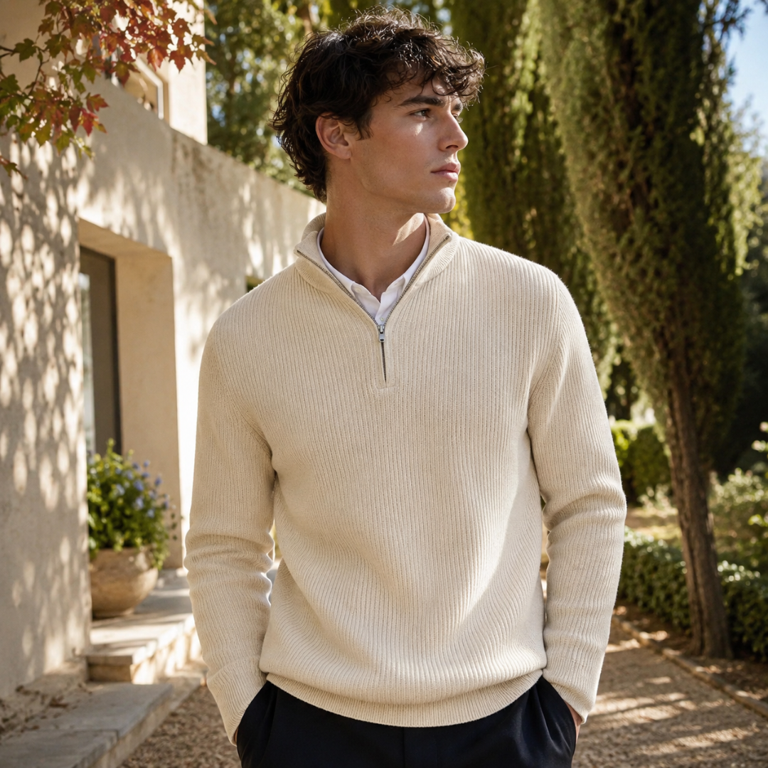 Pull homme crème en maille côtelée avec col montant et fermeture demi-zip
