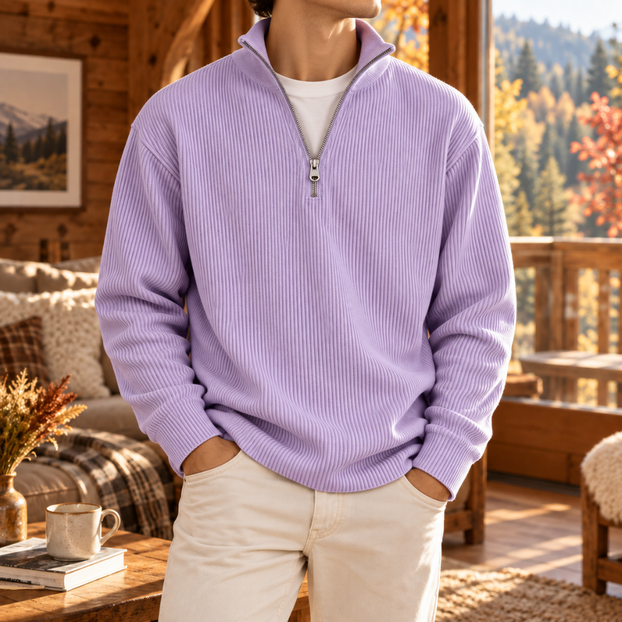Pull homme lavande à col montant ouvert et fermeture demi-zip côtelée, vue de face