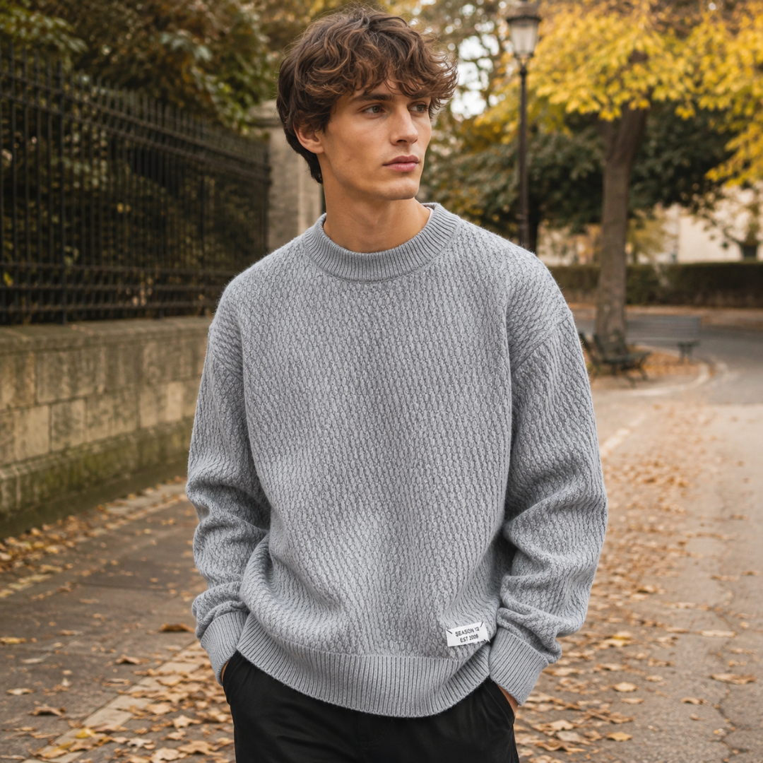 Pull homme gris texturé avec col rond côtelé, poignets et bas côtelés