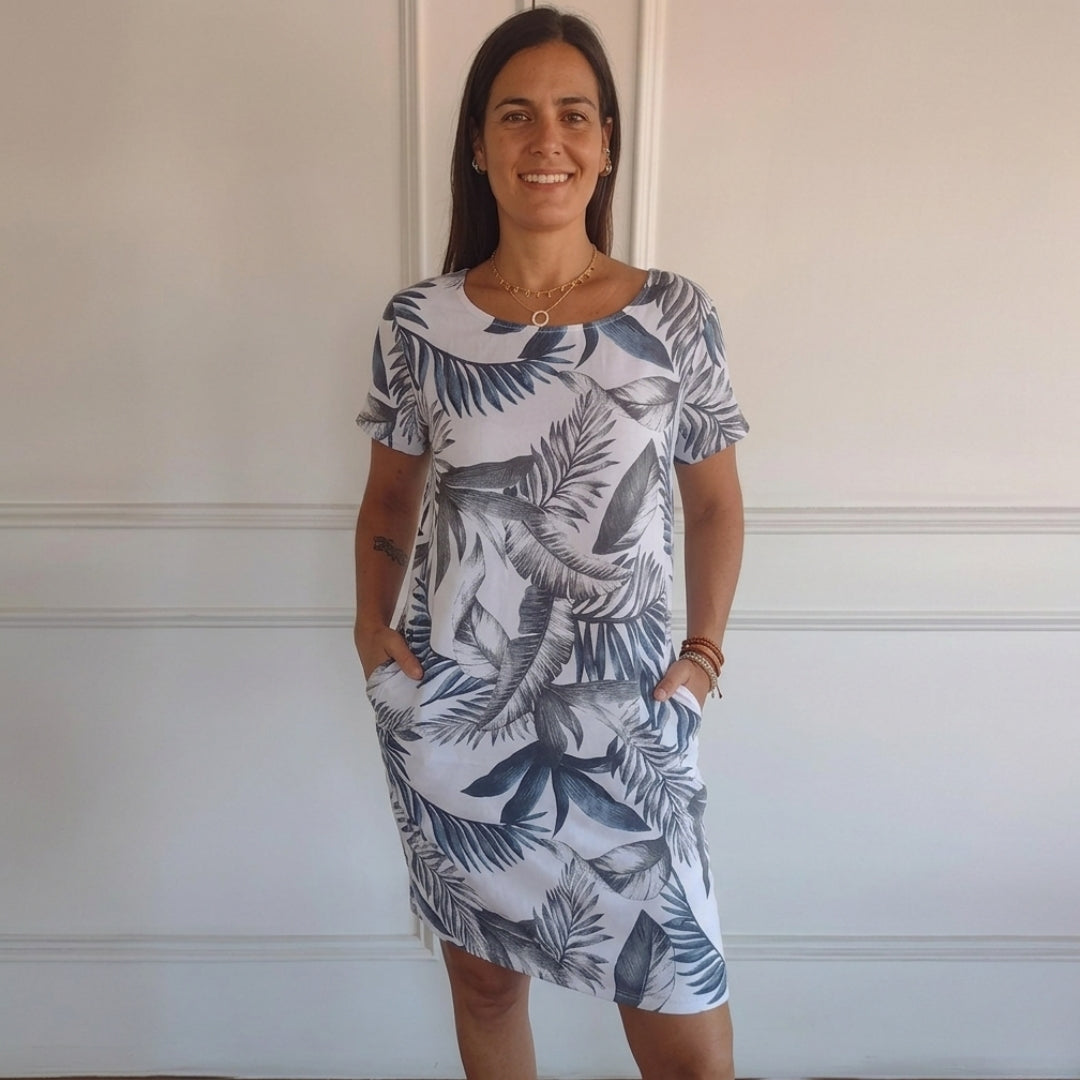 Robe femme courte imprimé tropical gris vue de face