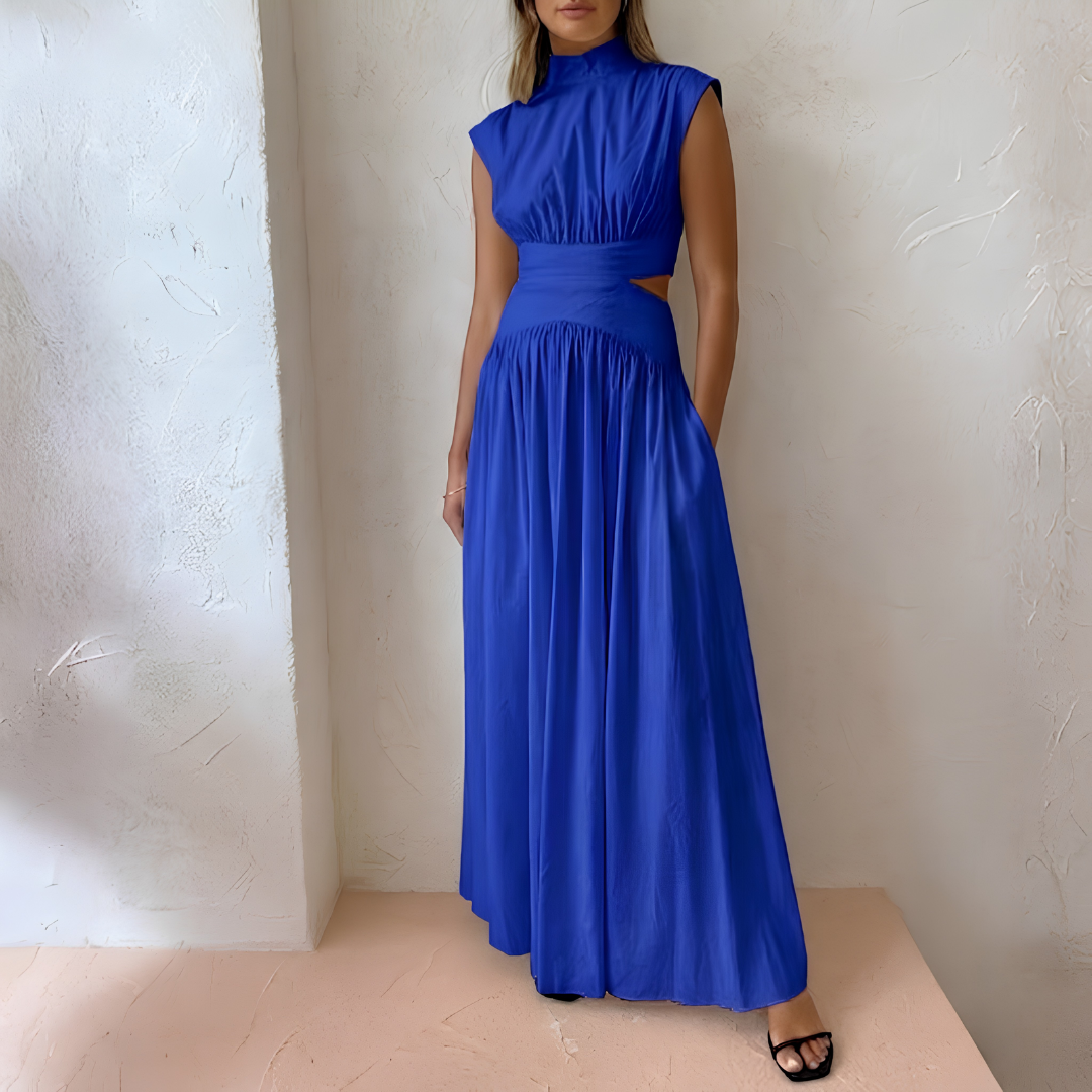 Robe maxi bleu sans manches et jupe ample froncée