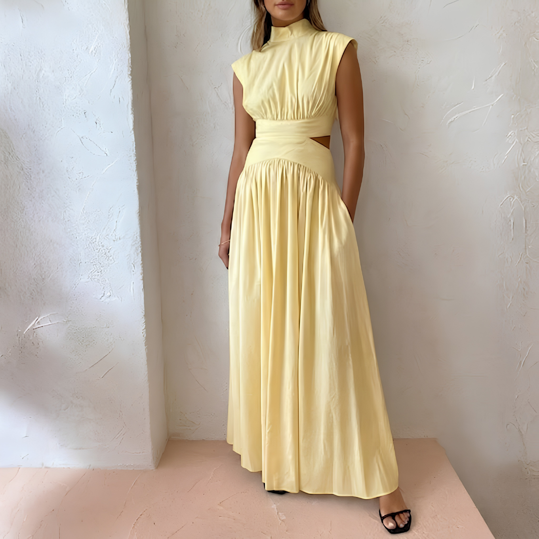 Robe longue jaune col montant sans manches avec découpe à la taille