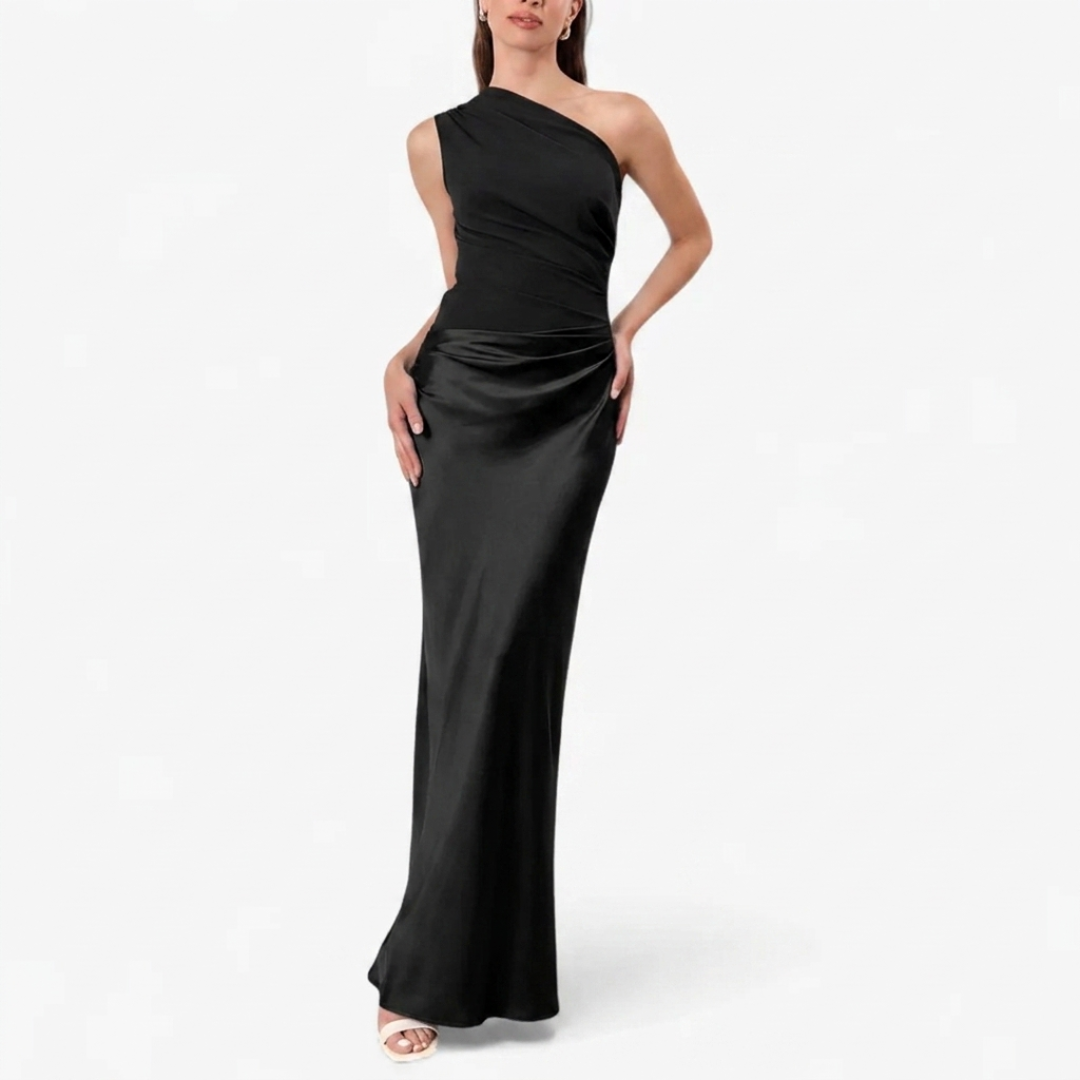 Robe longue épaule asymétrique noire, vue de face