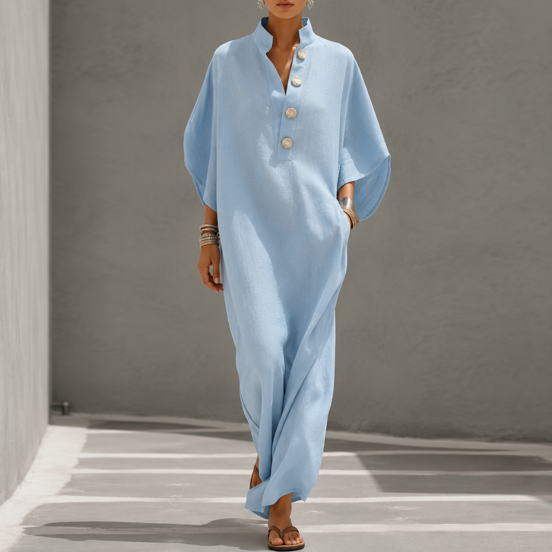Robe maxi bleu clair col montant boutonné et manches chauve-souris, style bohème