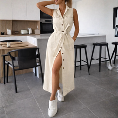 Robe maxi en jean blanc cassé boutonnée avec ceinture nouée