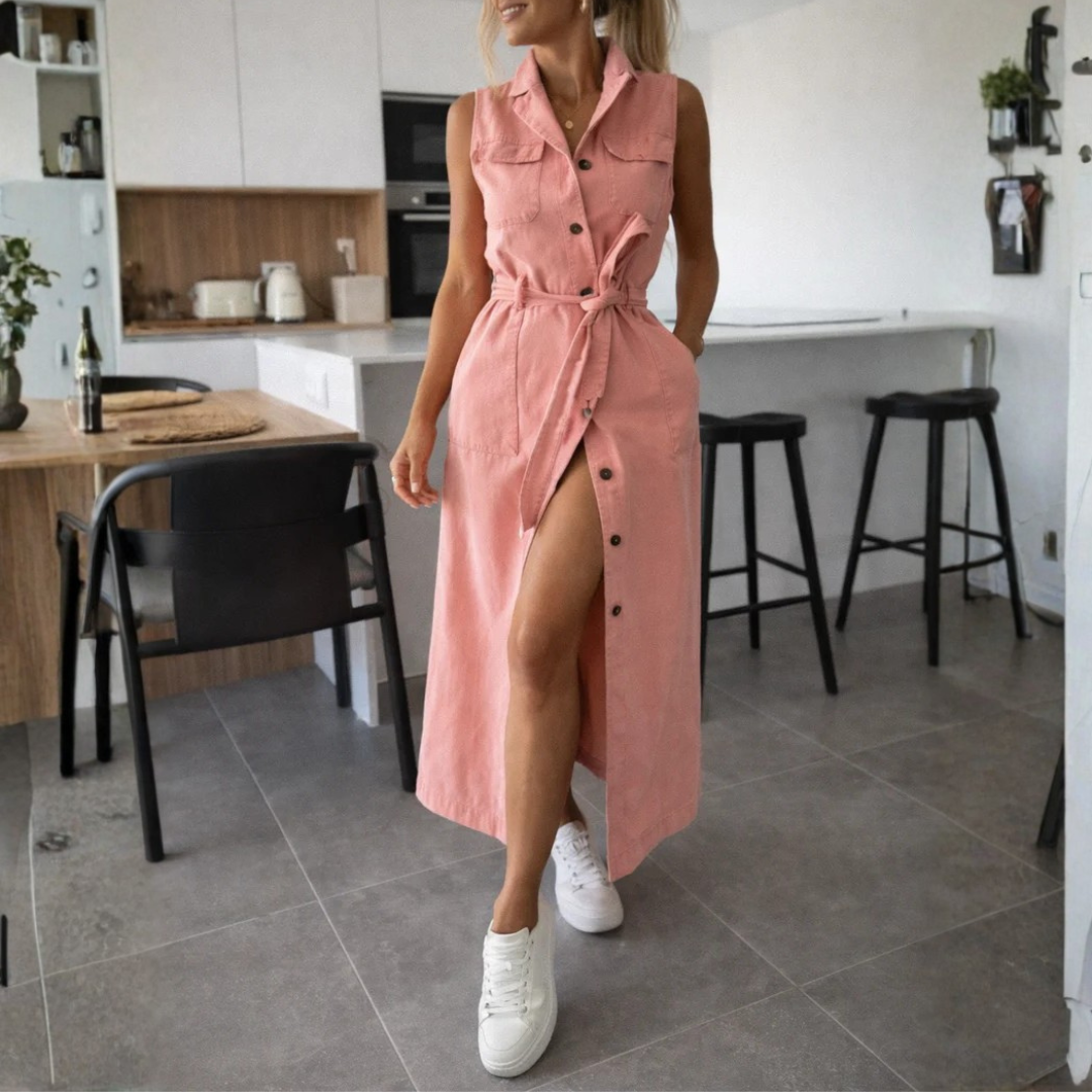 Robe maxi en jean rose boutonnée ceinturée, vue de face