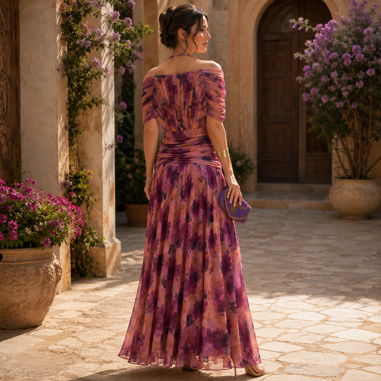 Robe midi femme violette, détail manches bouffantes et taille froncée