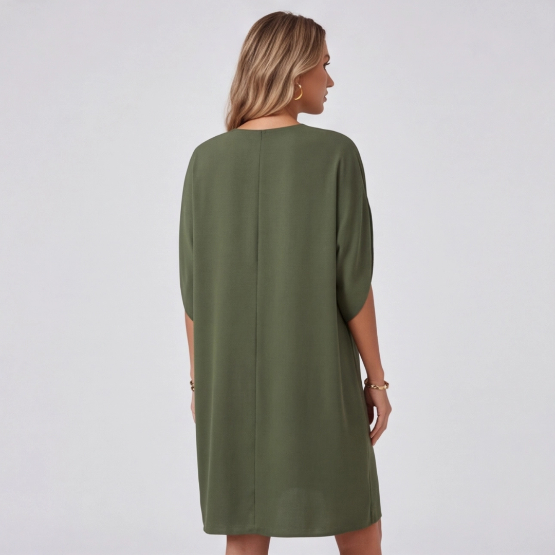 Robe vert armée ourlet asymétrique vue de côté