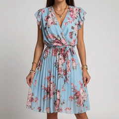 Robe midi fleurie coloris bleu, col cache-cœur et jupe plissée