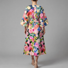 Robe Alina imprimé floral, vue de dos manches kimono amples