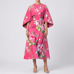 Robe midi kimono coloris rose uni, silhouette de face