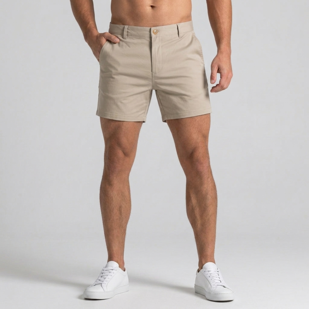 Short chino homme coupe slim couleur khaki, vue de face
