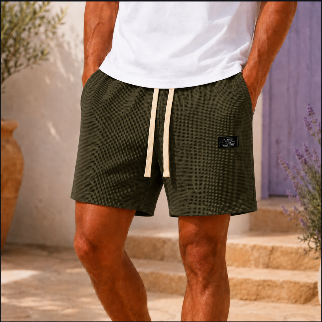 Short homme gaufré vert armée avec cordon écru et étiquette noire