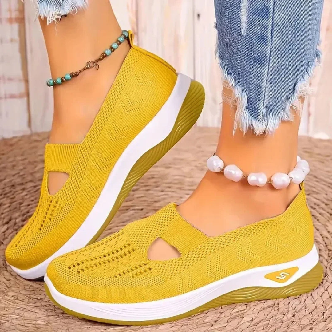 Sneakers femme slip-on coloris jaune vif vue de face