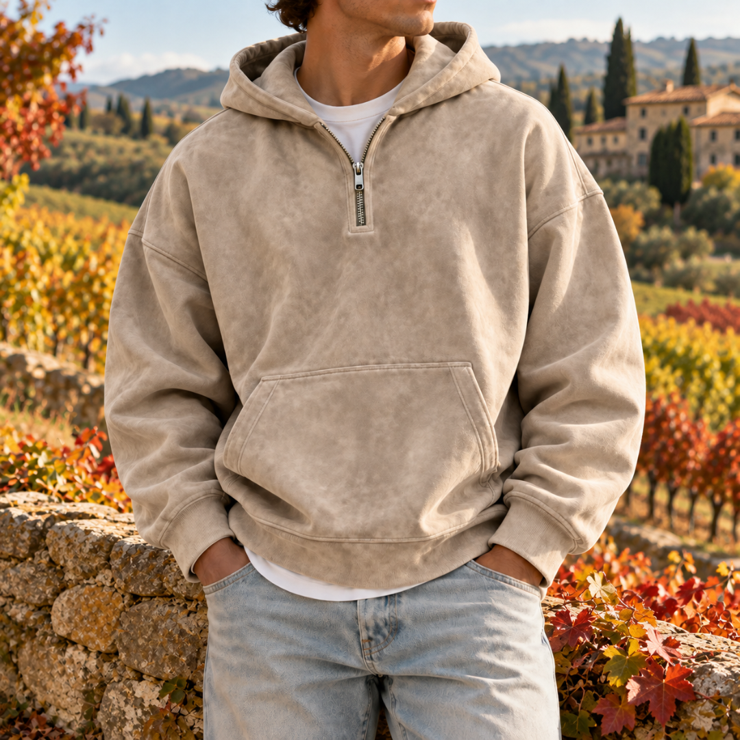 Sweat à capuche homme beige délavé avec demi-zip et poche kangourou sur le devant